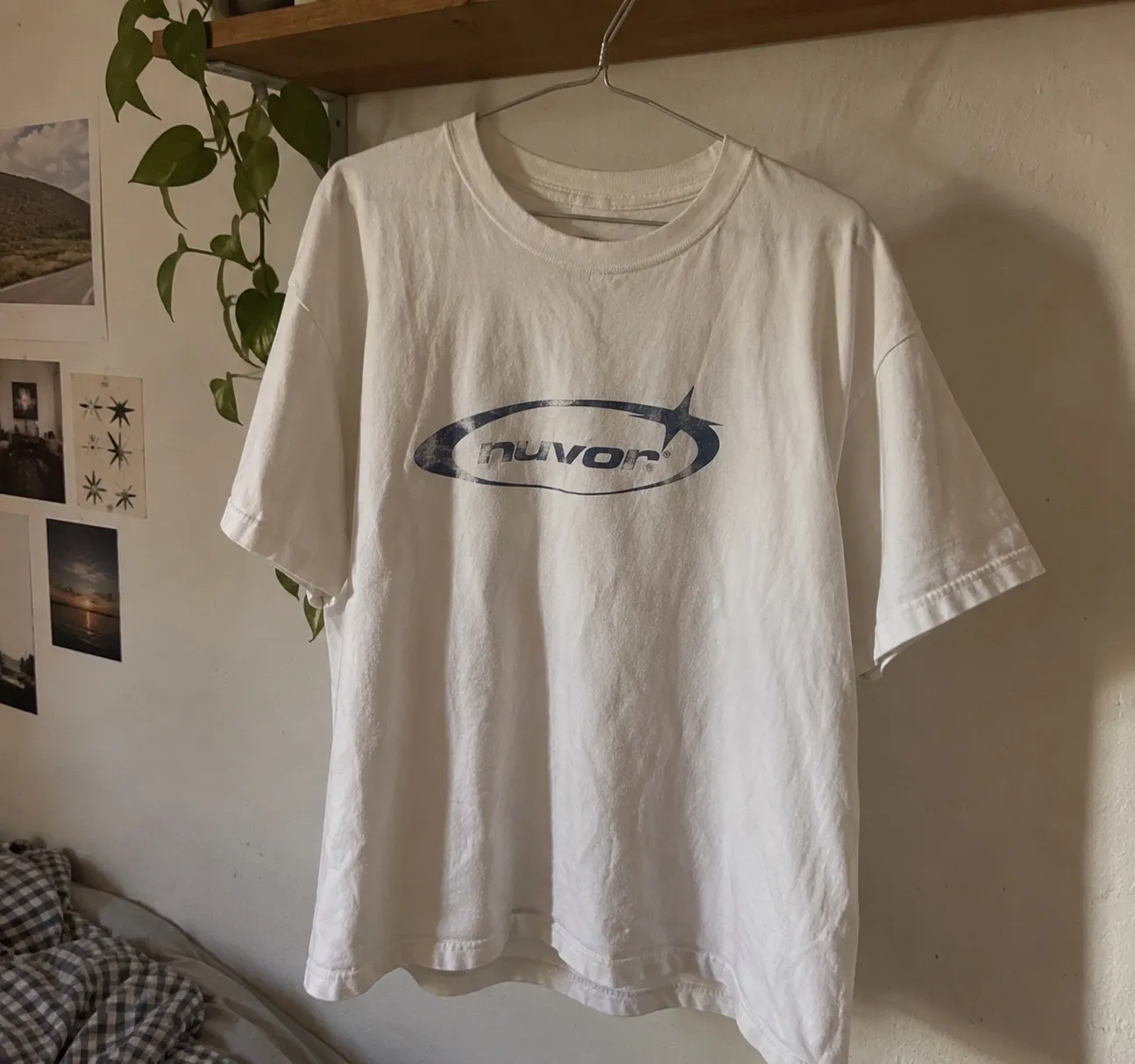 Logo de la remera, original, aumentado